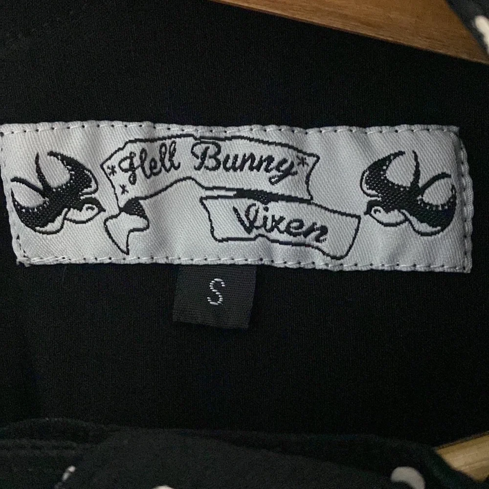 Hell Bunny - Suzy Parker Black with White spotted Dress - size Small - Picture 7 of 9